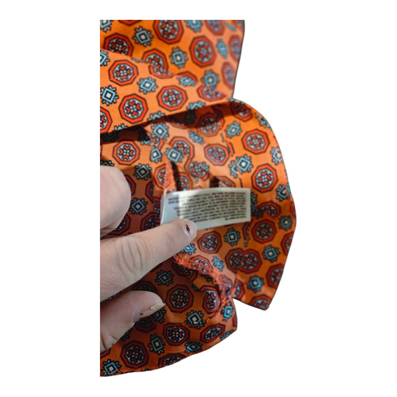 Old Navy Medium Orange Sleeveless Shirt - Picture 4 of 7